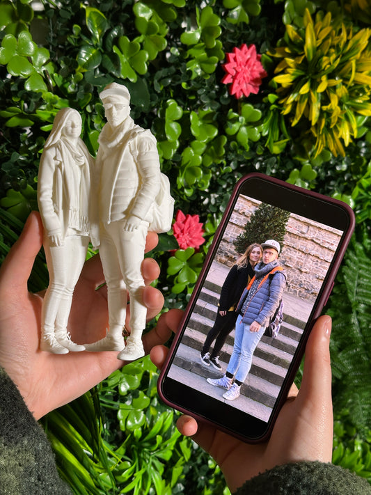 Nura Statua Personalizzata REALISTICA busto intero