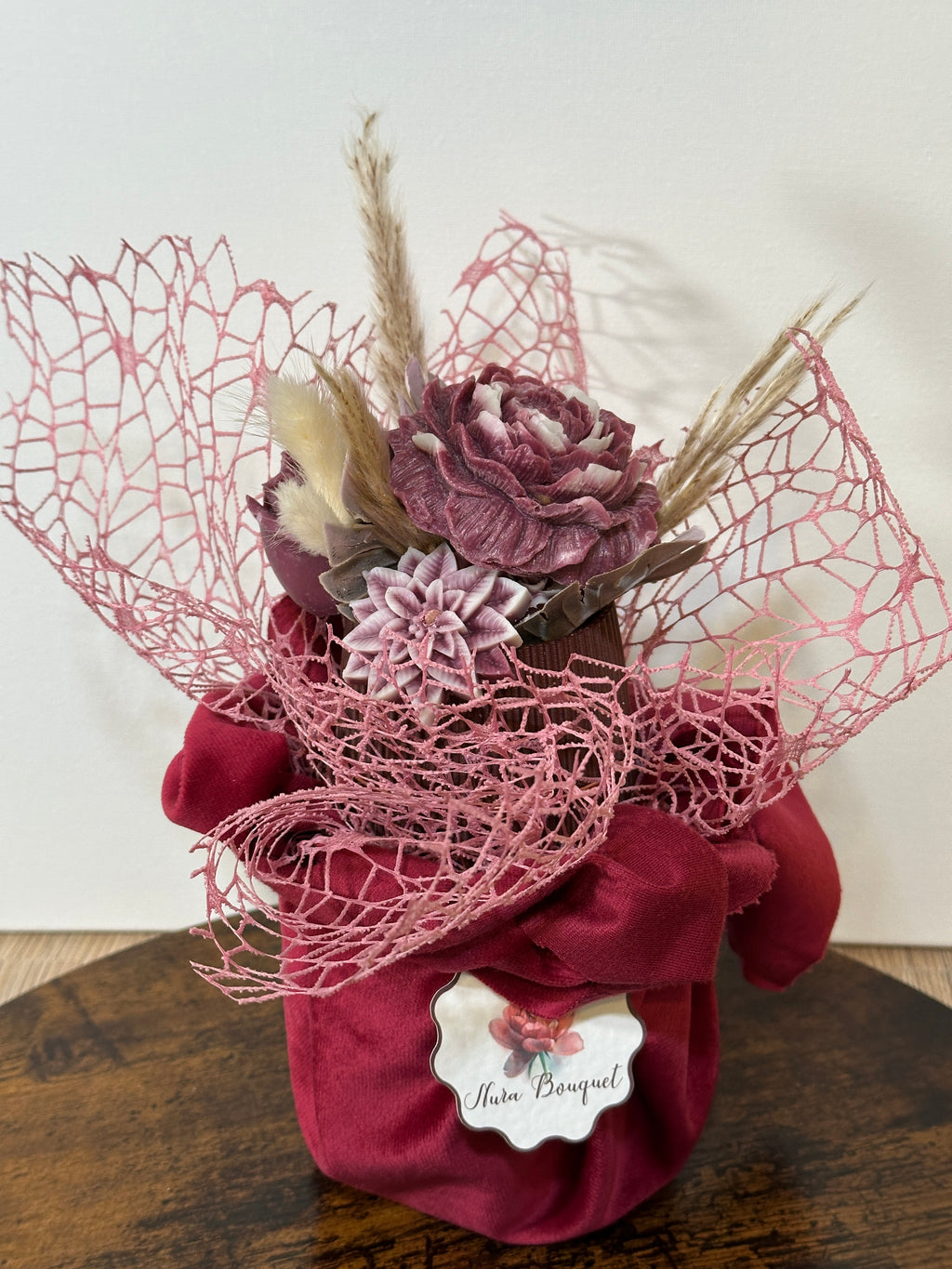 Nura Bouquet