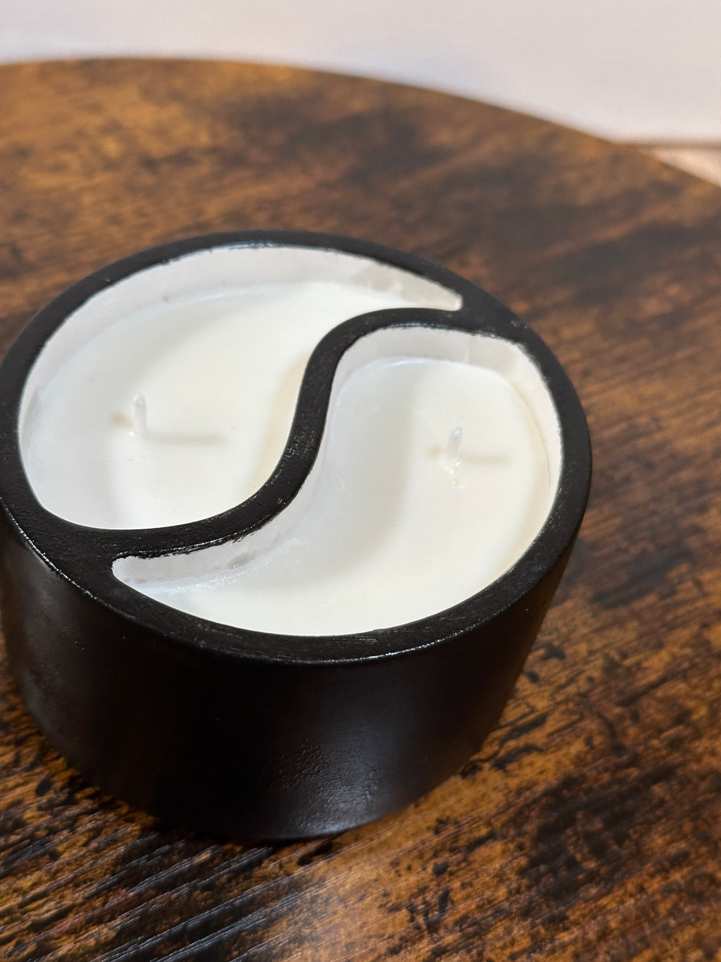 Candela Yin & Yang