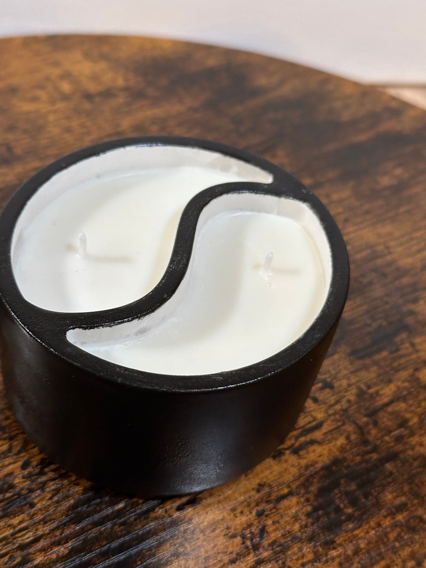 Candela Yin & Yang