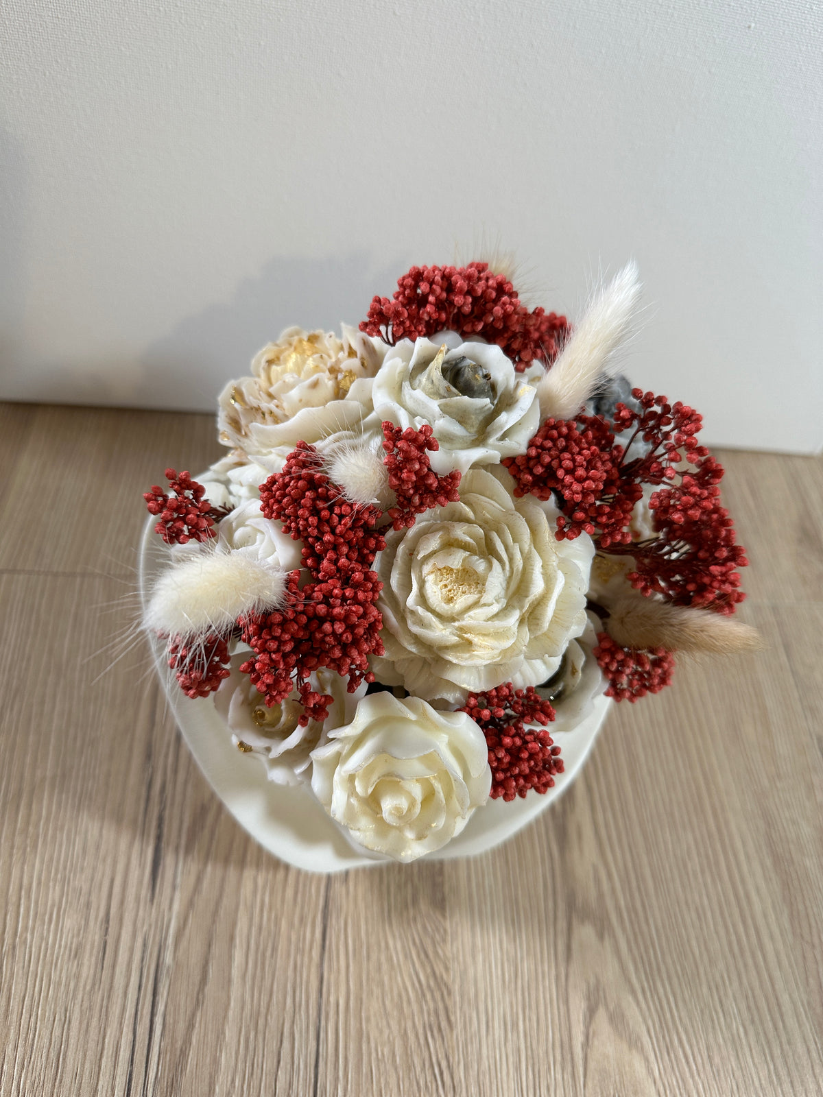 Nefertiti Bouquet Red and White