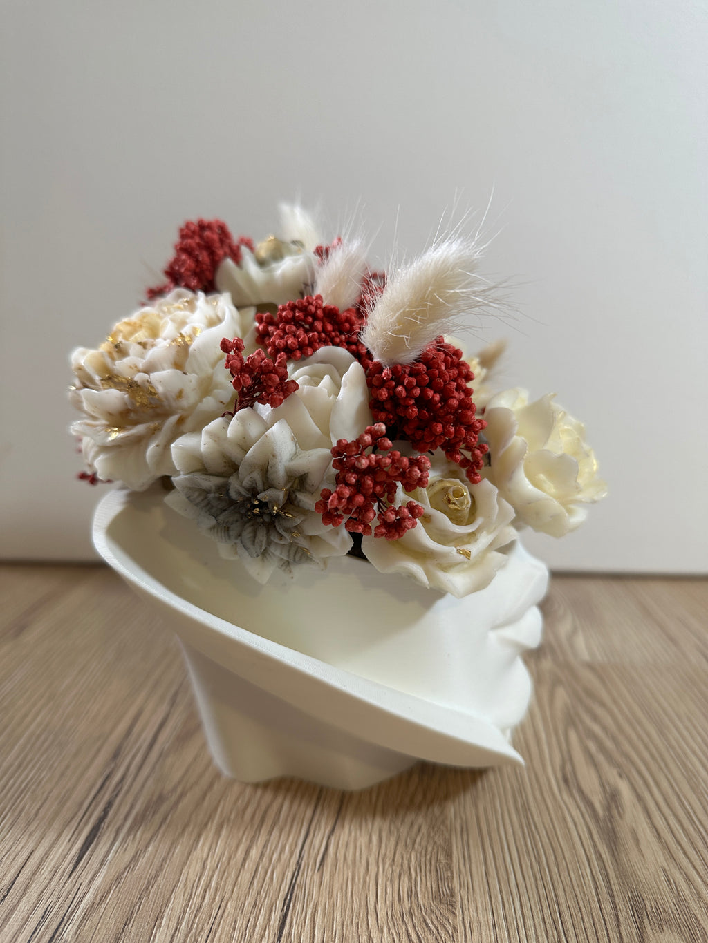 Nefertiti Bouquet Red and White