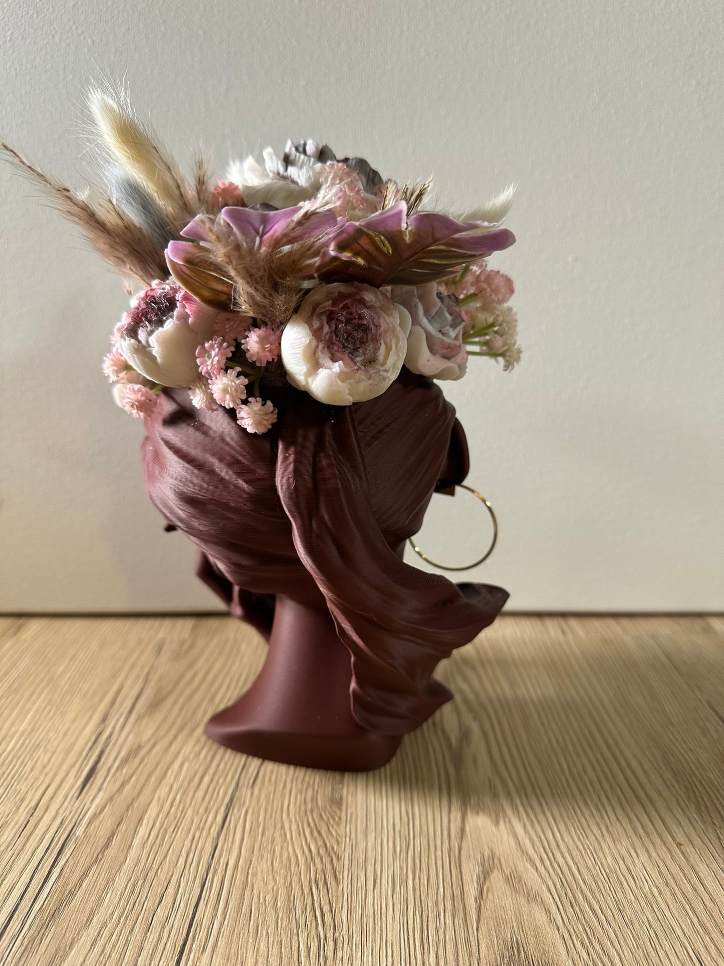 Burgundy Dea Bendata Bouquet