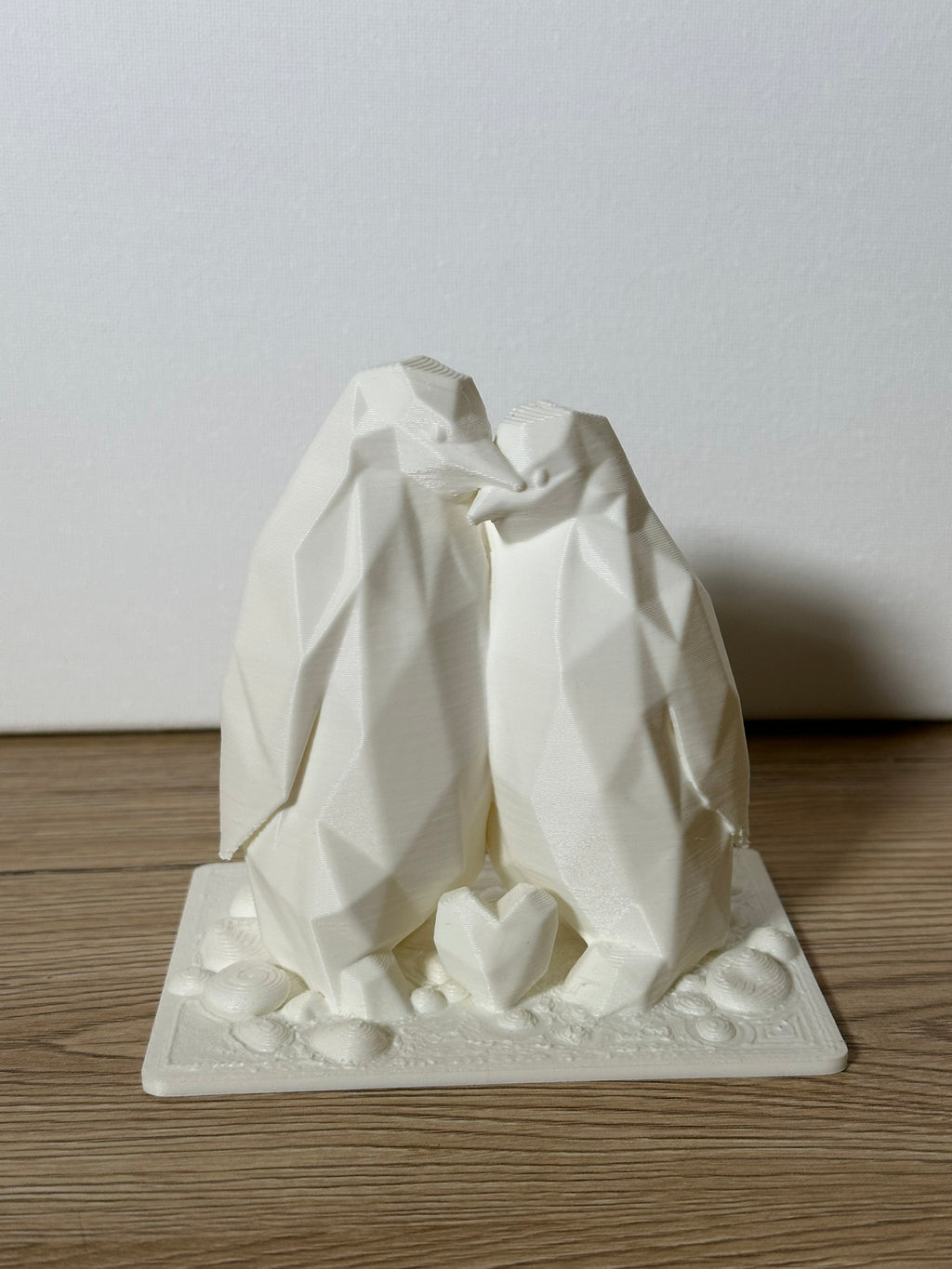 Scultura Pinguini Innamorati