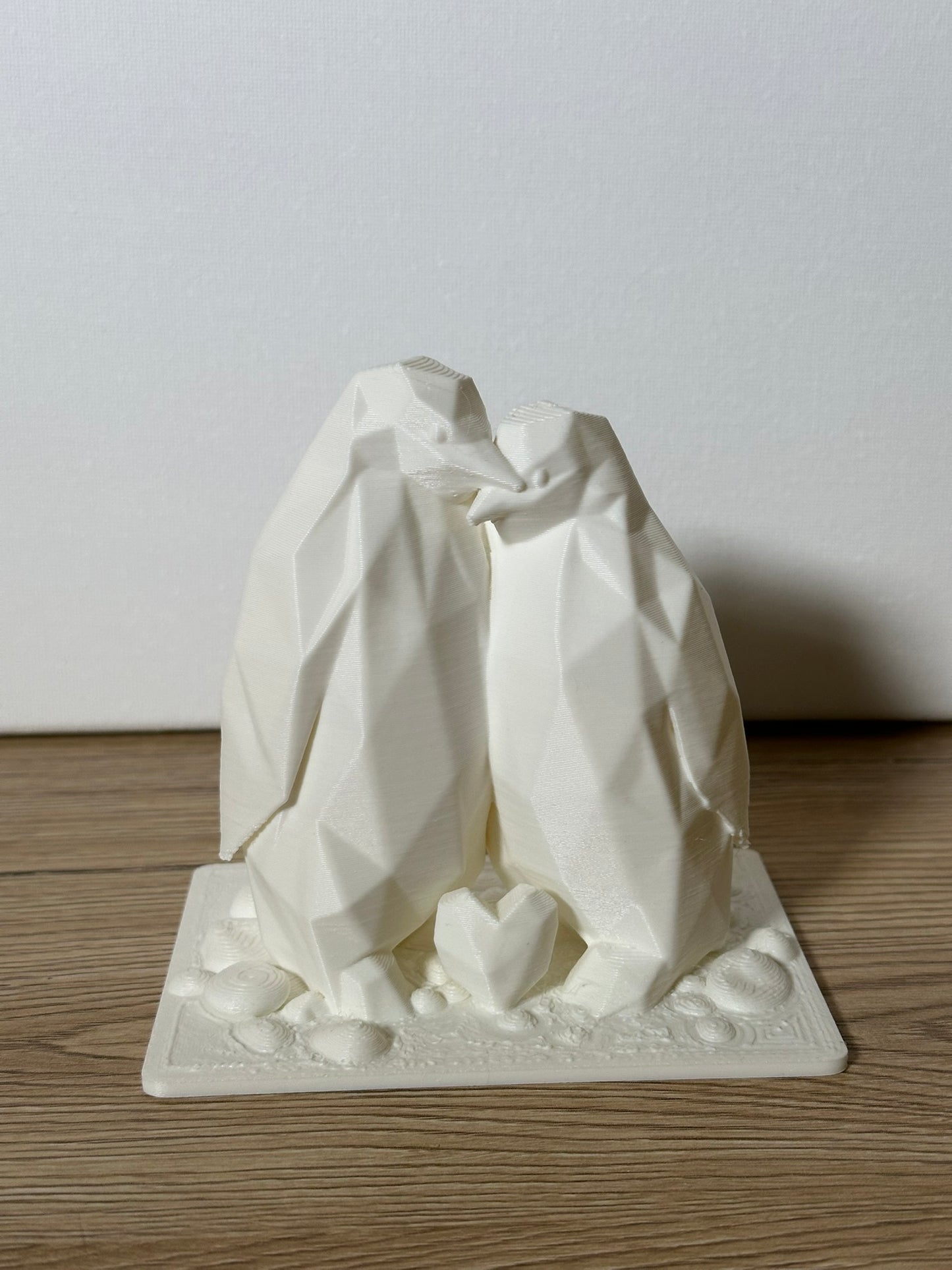 Scultura Pinguini Innamorati